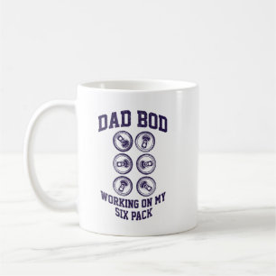 Vater Bod arbeitet mit meinem Sixpack-Shirt Kaffeetasse