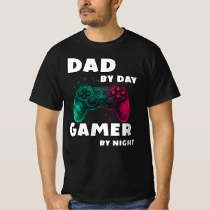 Vater by Day Gamer by Night T-Shirt