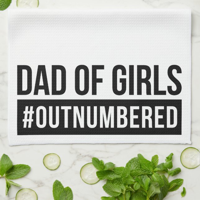 Vater der Mädchen #Outnummered Geschirrtuch (Gefaltet)