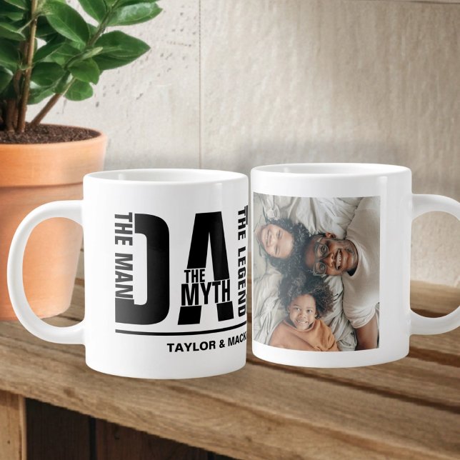 Vater Der Mann der Mythos der Legende Personalisie Jumbo-Tasse (Dad The Man The Myth The Legend Personalized Giant Coffee Mug by Ricaso. Add your photo and text)
