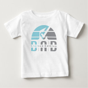 Vater: Die bedingungslose Liebe eines Vaters zum A Baby T-shirt