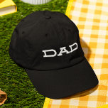 Vater Einfache Coole moderne Typografie Bestickte Baseballkappe<br><div class="desc">Vater Simple Cool Modern Typografy Custom Sticked Baseball Cap bietet die einfache moderne bestickte Text "Vater". Perfekt als Geschenk für Vater's Day,  Weihnachten,  Geburtstag und mehr. Erstellt von Evco Studio www.zazzle.com/store/evcostudio</div>