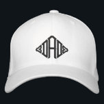 Vater Einfache moderne Typografie Bestickte Baseballkappe<br><div class="desc">Vater Simple Modern Typografy Custom Sticked Baseball Cap bietet die einfache moderne bestickte Text "Vater". Perfekt als Geschenk für Vater's Day,  Weihnachten,  Geburtstag und mehr. Erstellt von Evco Studio www.zazzle.com/store/evcostudio</div>