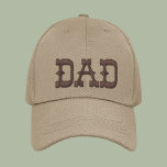 Vater Einfache moderne Typografie Bestickte Baseballkappe<br><div class="desc">Vater Simple Modern Typografy Custom Sticked Baseball Cap bietet die einfache moderne bestickte Text "Vater". Perfekt als Geschenk für Vater's Day,  Weihnachten,  Geburtstag und mehr. Erstellt von Evco Studio www.zazzle.com/store/evcostudio</div>