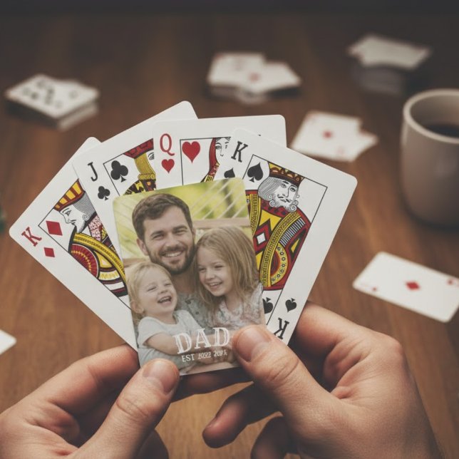 Vater-Foto etabliert Spielkarten (Von Creator hochgeladen)