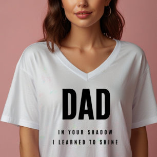 VATER, im Schatten Damen-V-Ausschnitt T-Shirt