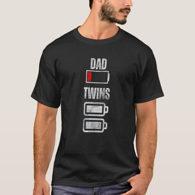 Vater Low battery Twins Full Charge Tired Daddy 1 T-Shirt (Vorderseite)