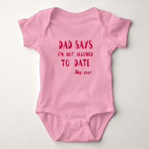 Vater sagt, dass ich nicht bis jetzt zugegeben baby strampler