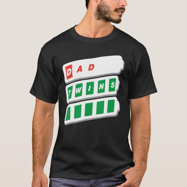 Vater Vater Mann Opa Funny Low Battery Twins Ful T-Shirt (Vorderseite)