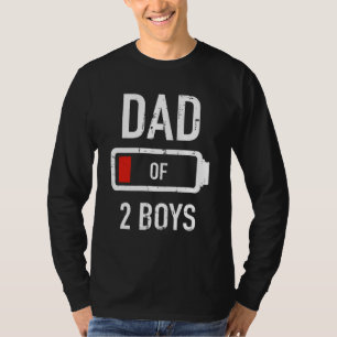 Vater von 2 zwei Jungs Low-Batterie Geschenk für V T-Shirt