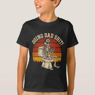 Väterliche Sachen machend Vater-Witz-Skelett Vater T-Shirt