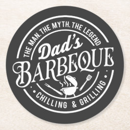 Vaters Barbeque | Mann, Myth, Legende Runder Pappuntersetzer