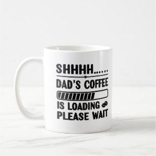 Vaters Kaffee lädt – Lustiger Tech-Mug/T-Shirt Kaffeetasse