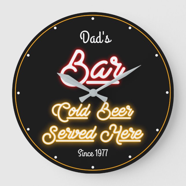 Vaters Name Retro-Imitate Red Gold Neon Black Große Wanduhr (Vorderseite)