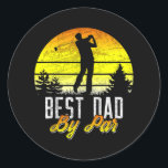 Vatertag Bester Vater Par Funny Golf Pub Runder Aufkleber<br><div class="desc">Fathers Day Best Dad By von Funny Golf Pun Golfer Gift. Perfect gift for your dad, mom, dad, men, women, friend and family members on Thanksgiving Day, Christmas Day, Mothers Day, Fathers Day, 4th of July, 1776 Independent Day, Veterans Day, Halloween Day, Patrick's Day</div>