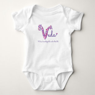 Veda Mädchenname u. Bedeutung des Baby Strampler