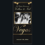 Vegas Wedding Program Template Programm<br><div class="desc">Dramatischer und eleganter schwarzer Hintergrund mit goldenen Vegas und zwei Herzen. Tolle Save the Date Las Vegas Karten für das Nevada gebundene Paar!. Editieren Sie einfach für Ihr eigenes Hochzeitsprogramm. Fügen Sie einfach Ihr eigenes Foto und Text hinzu und machen Sie Ihr eigenes Vegas Hochzeitsprogramm. Kann beliebig angepasst werden mit...</div>