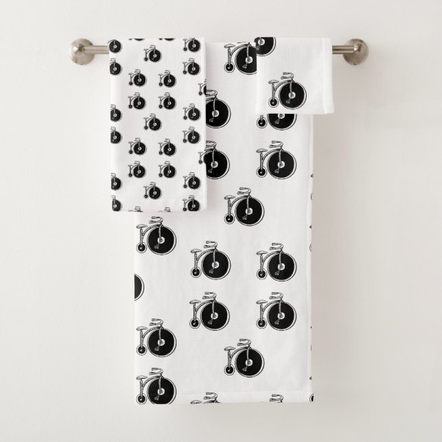 Vélos noirs et blancs Ensemble de serviettes de ba (En situation)