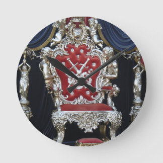Velvet Luxury Throne Runde Wanduhr