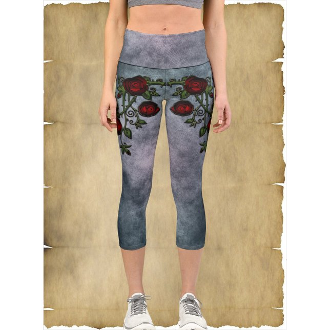 Velvet Whispers: Reben der gotischen Rose Capri Leggings (Von Creator hochgeladen)