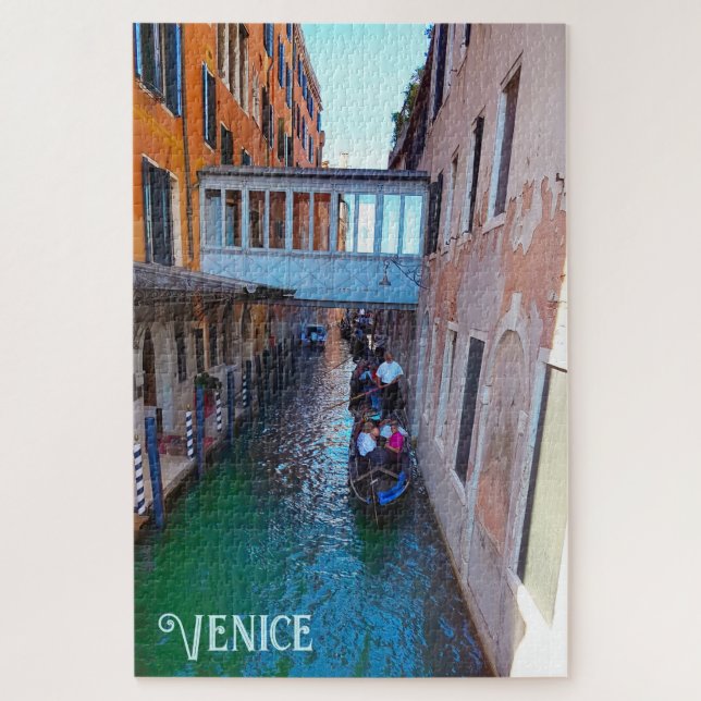 Venice Canal Gondolas Covered Skywalk Palazzos (Vertikal)