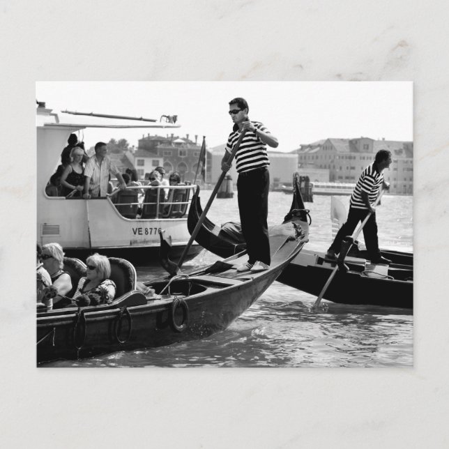 VENICE GONDOLIERS IN SCHWARZ UND WEISS POSTKARTE (Vorderseite)