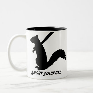 Verärgerte Eichhörnchen-Tasse (Schwarzes) Zweifarbige Tasse
