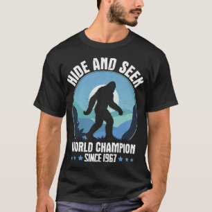 Verbergen und suchen Weltmeister seit 1967 Bigfoot T-Shirt