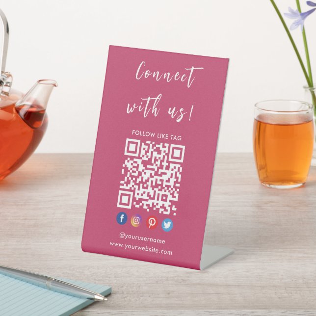 Verbinden Sie mit QR Code Social Media Hot Pink Sockelschild (In SItu)