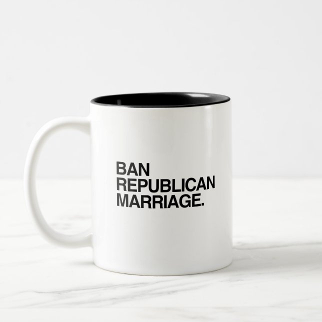 VERBOT DER REPUBLIKANISCHEN HEIRAT ZWEIFARBIGE TASSE (Links)
