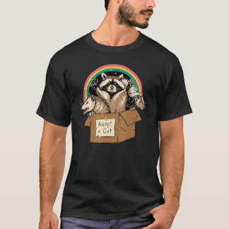 Verbotene Katzen in Karton Waschbären Skunks Possu T-Shirt