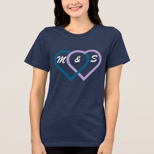 Verbundene Herzen. Buchstaben können individuell a Tri-Blend Shirt (Vorderseite)