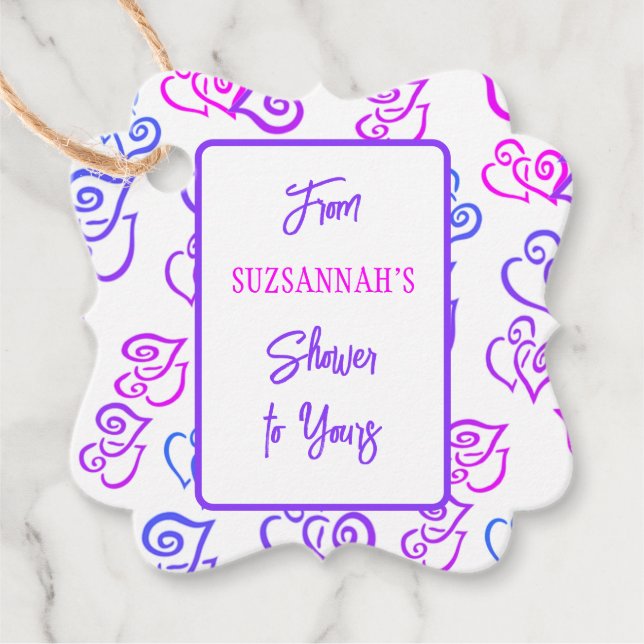 Verbundenes Magenta & blaues Herzmuster auf weißem Geschenkanhänger (Vorderseite)