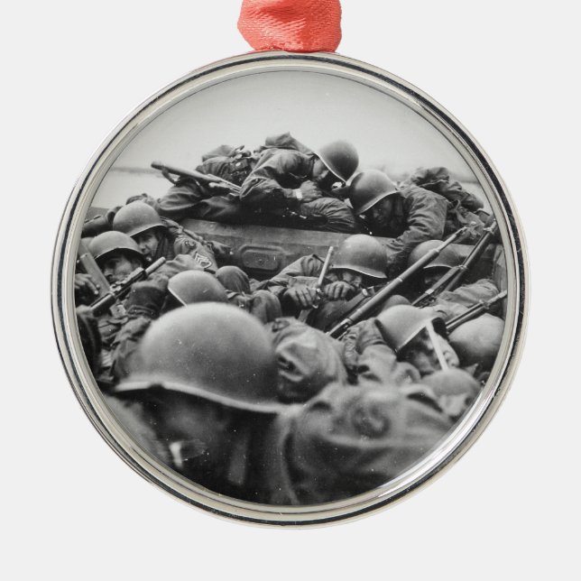 Verbündete Weltkrieg-Soldaten, die den Rhein Silbernes Ornament (Vorne)