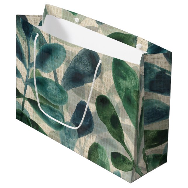 Verdant Sophisticiness - Tropische Blätter Große Geschenktüte (Vorderseite Schrägansicht)