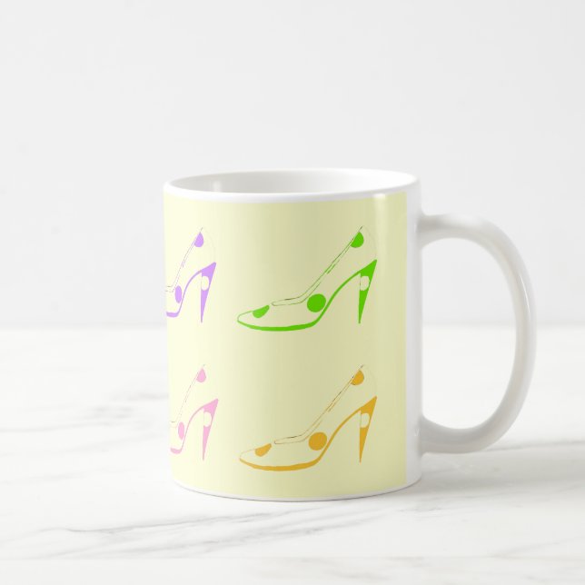 Verdorbene Absatz-Schuh-Diva Kaffeetasse (Rechts)