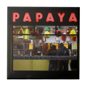 Vereinigte Staaten, New York. Papaya: Fenster Fliese