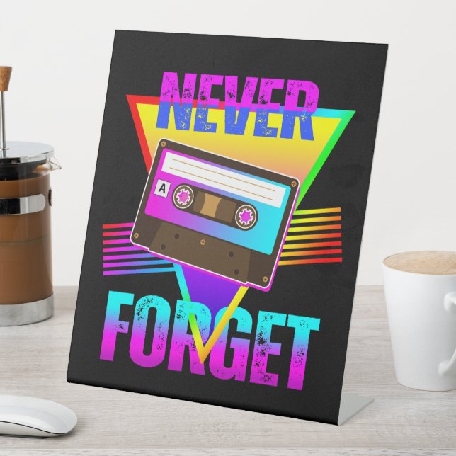 Vergessen Sie nie den Retro-Kassettenrekorder Sockelschild (In Situ)