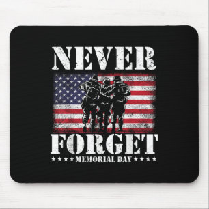 Vergessen Sie niemals den Tag der US-Flagge Mousepad