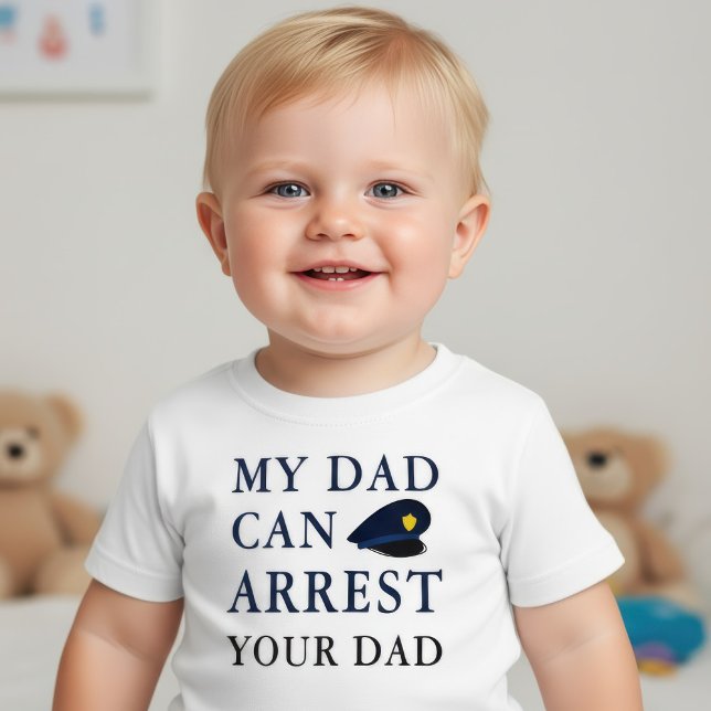 Vergnügt lustiger Polizeibeamte-Baby-Witz Baby T-shirt (Von Creator hochgeladen)