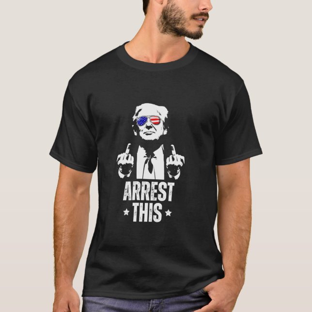 Verhaftung dieser Trump Fingers Pro Trump Long Sle T-Shirt (Vorderseite)