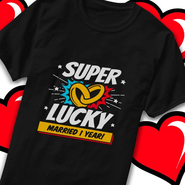 Verheiratet 1 Jahr Glück 1. Hochzeitstag T-Shirt (Von Creator hochgeladen)