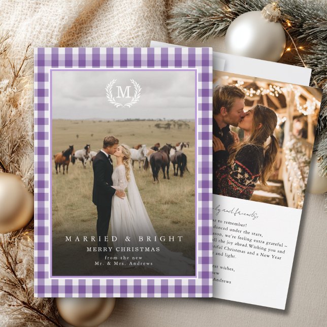 "Verheiratet & Hell" Gingham-Monogrammwappen 2 Fot Dankeskarte ("Married & Bright" Gingham Monogram Crest 2 Photo Thank You Card)