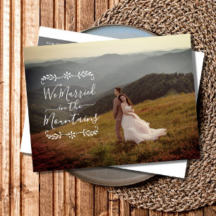 Verheiratet in der Hochzeit des Fotos Ankündigungspostkarte