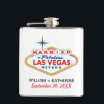 VERHEIRATET IN LAS VEGAS Flask Brautparty Geschenk Flachmann<br><div class="desc">Viele Farboptionen für dieses Design verfügbar. Wenn Sie RSVP-Karten, Gehäusekarten, Kartenkarten, Empfang-Karten oder andere Produkte benötigen, die zu diesem Design passen, dann wenden Sie sich bitte an mich. Ich freue mich, jedes Produkt, das Sie möchten, um dieses Design zu erstellen. Ich kann Ihr Farbschema oder die Farbe Ihrer Brautkleider anpassen....</div>