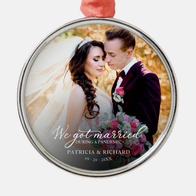 Verheiratet Während einer Pandemie-Foto Elegant Ornament Aus Metall (Vorne)