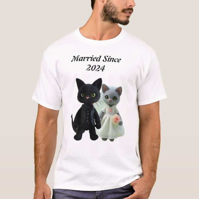 Verheiratete Katzen 2024 T-Shirt (Vorderseite)