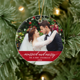 Verheiratete und frohe Hochzeitskalligrafie Rot Keramik Ornament
