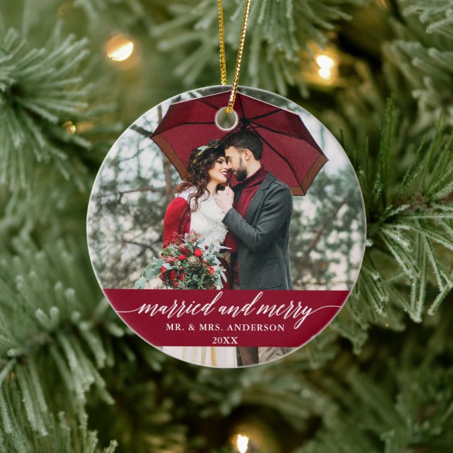 Verheiratete und fröhliche Hochzeitskalligraphie B Keramik Ornament (Baum)