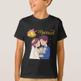 Verheiratetes Brautpaar Blumiges Hochzeitspaar T-Shirt